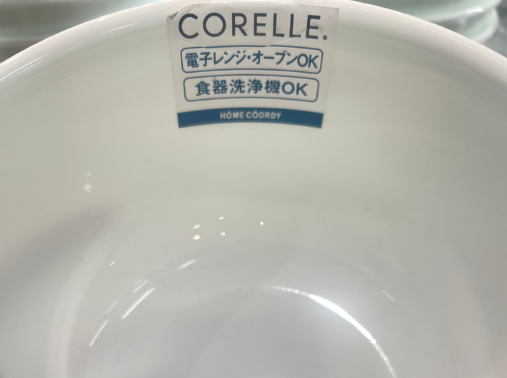 食洗機対応シールが貼られた食器