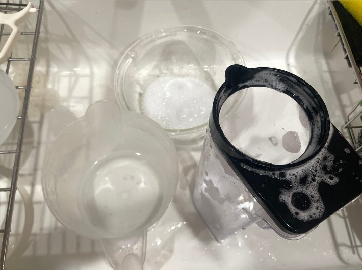 食器の予洗い