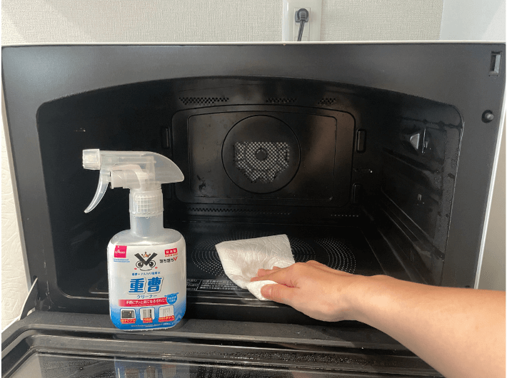 オーブンレンジ庫内を掃除